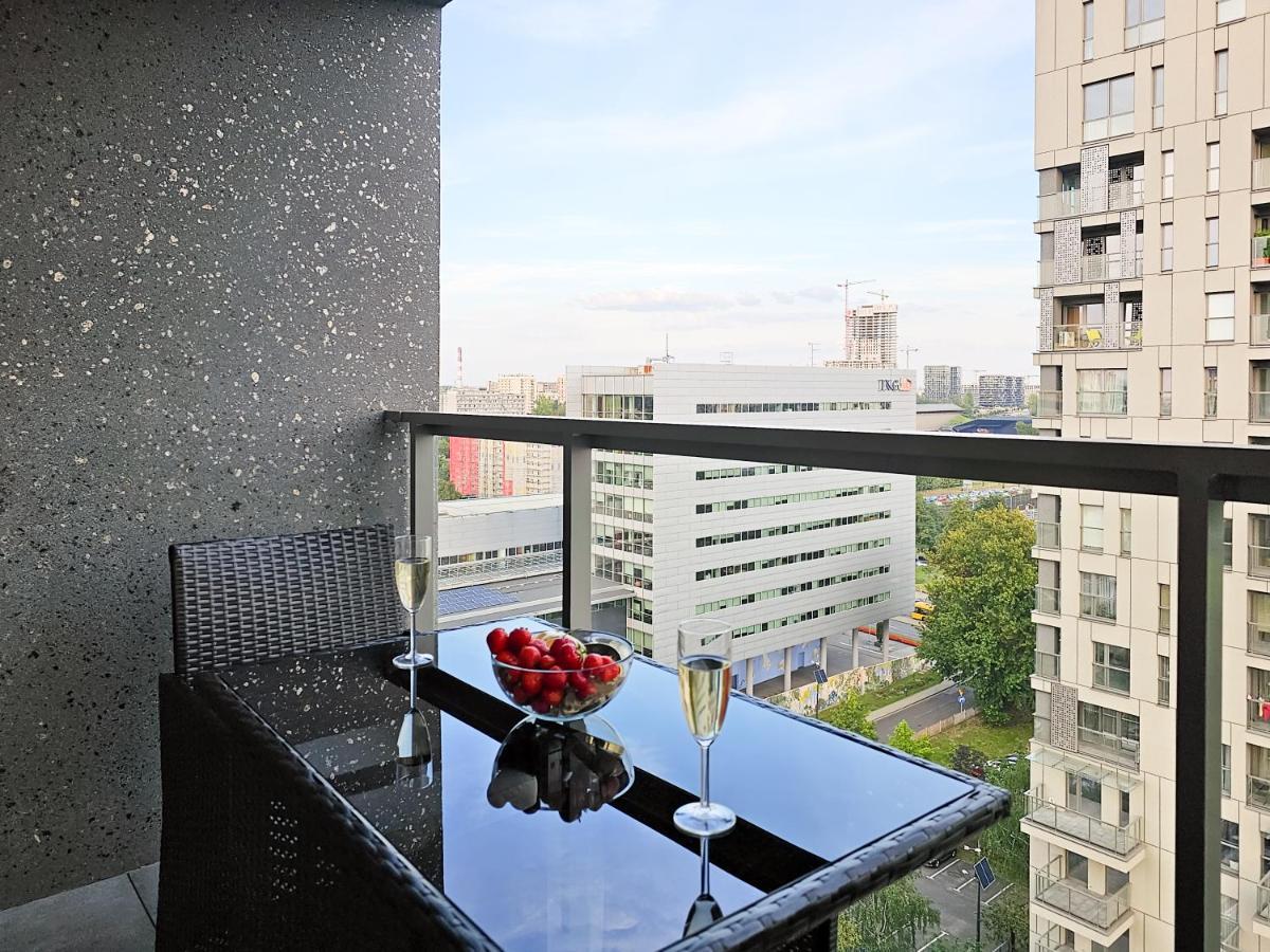 Urban Apartments Luxury Skyline Sokolska Towers 30A, 2 Free Garages, Gym & Sauna, Self Check-In Kattowitz Exterior foto