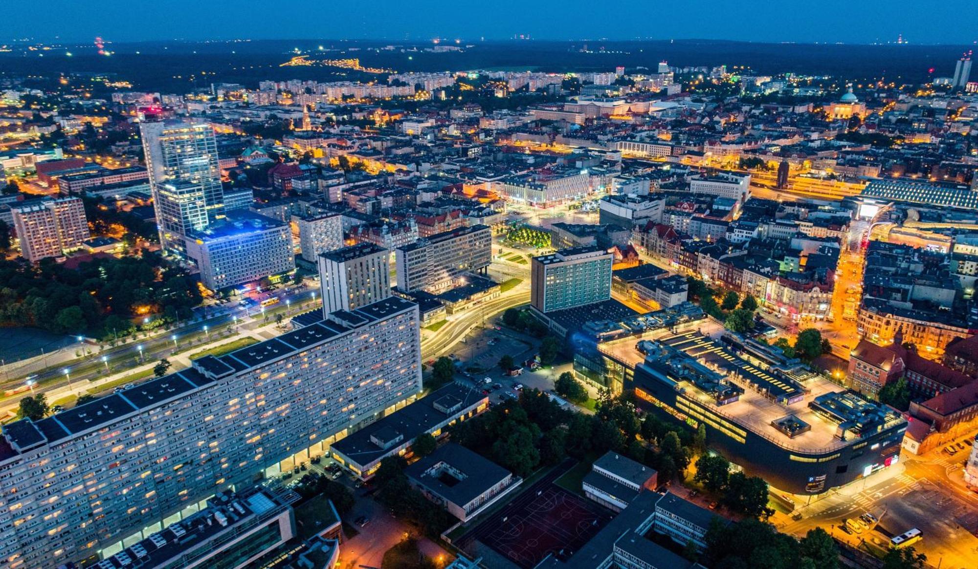 Urban Apartments Luxury Skyline Sokolska Towers 30A, 2 Free Garages, Gym & Sauna, Self Check-In Kattowitz Exterior foto